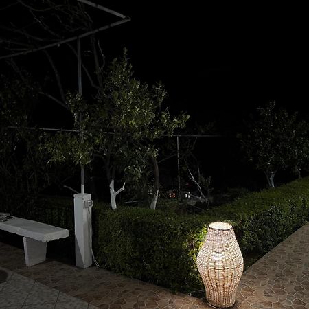 Lida'S House Ξενοδοχείο Λούκοβο Εξωτερικό φωτογραφία