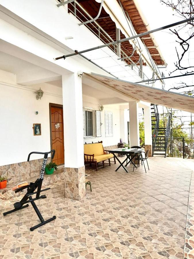 Lida'S House Ξενοδοχείο Λούκοβο Εξωτερικό φωτογραφία