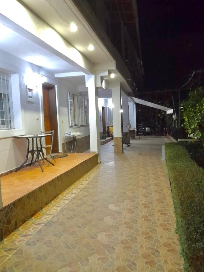 Lida'S House Ξενοδοχείο Λούκοβο Εξωτερικό φωτογραφία
