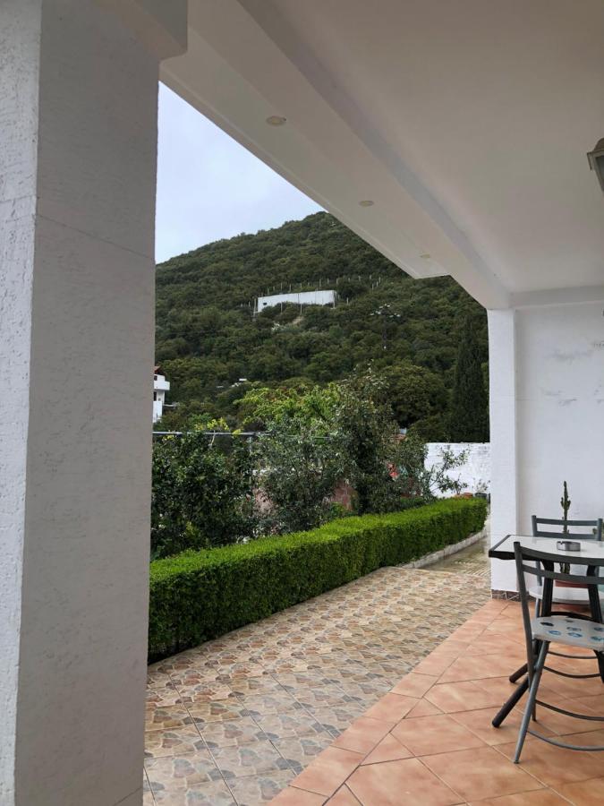 Lida'S House Ξενοδοχείο Λούκοβο Εξωτερικό φωτογραφία
