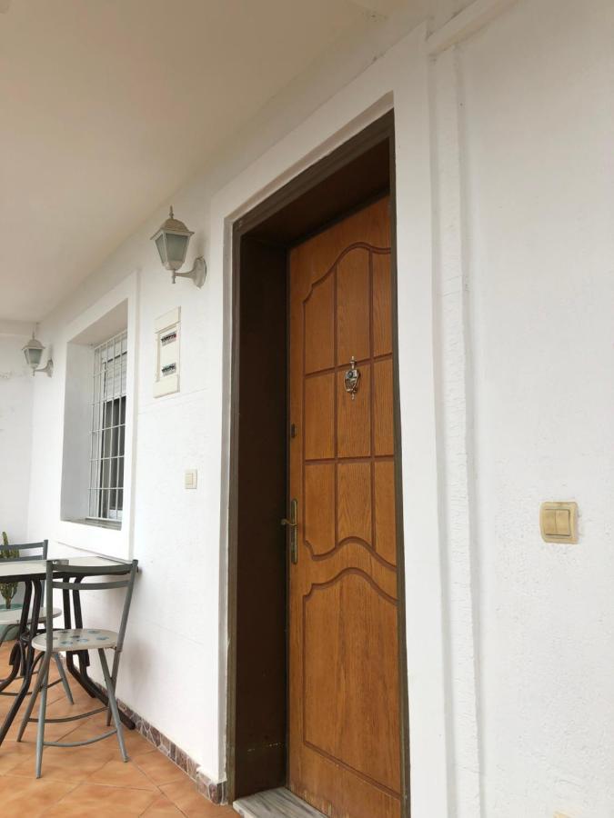Lida'S House Ξενοδοχείο Λούκοβο Εξωτερικό φωτογραφία