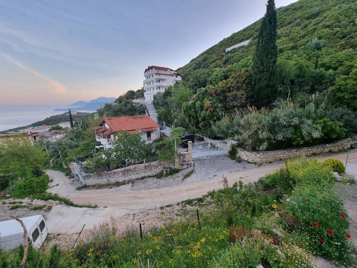 Lida'S House Ξενοδοχείο Λούκοβο Εξωτερικό φωτογραφία