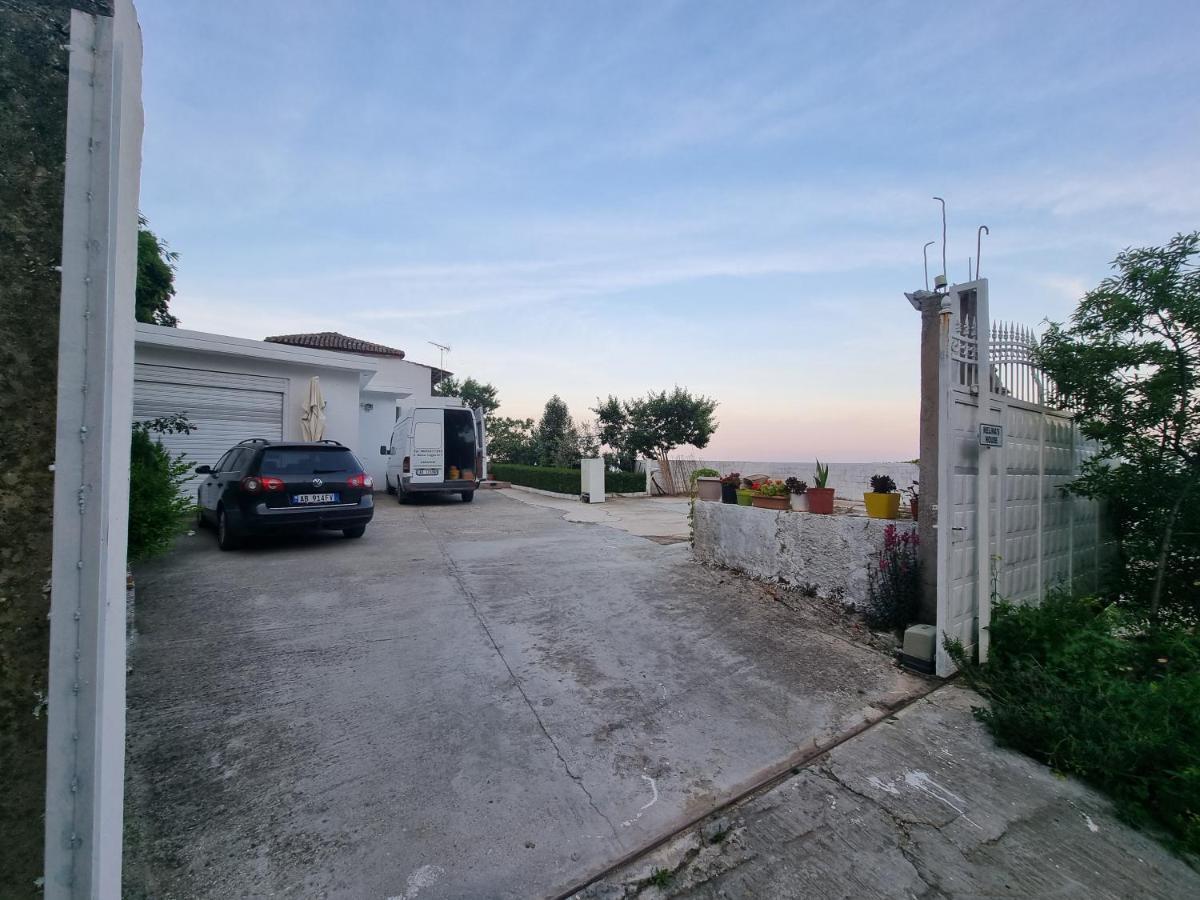 Lida'S House Ξενοδοχείο Λούκοβο Εξωτερικό φωτογραφία