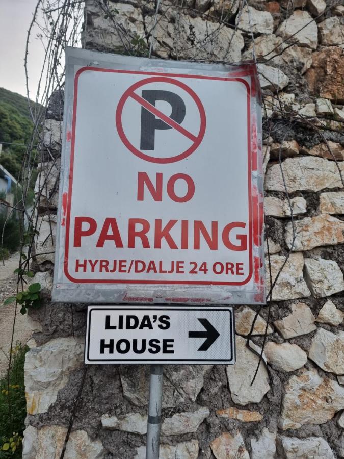 Lida'S House Ξενοδοχείο Λούκοβο Εξωτερικό φωτογραφία