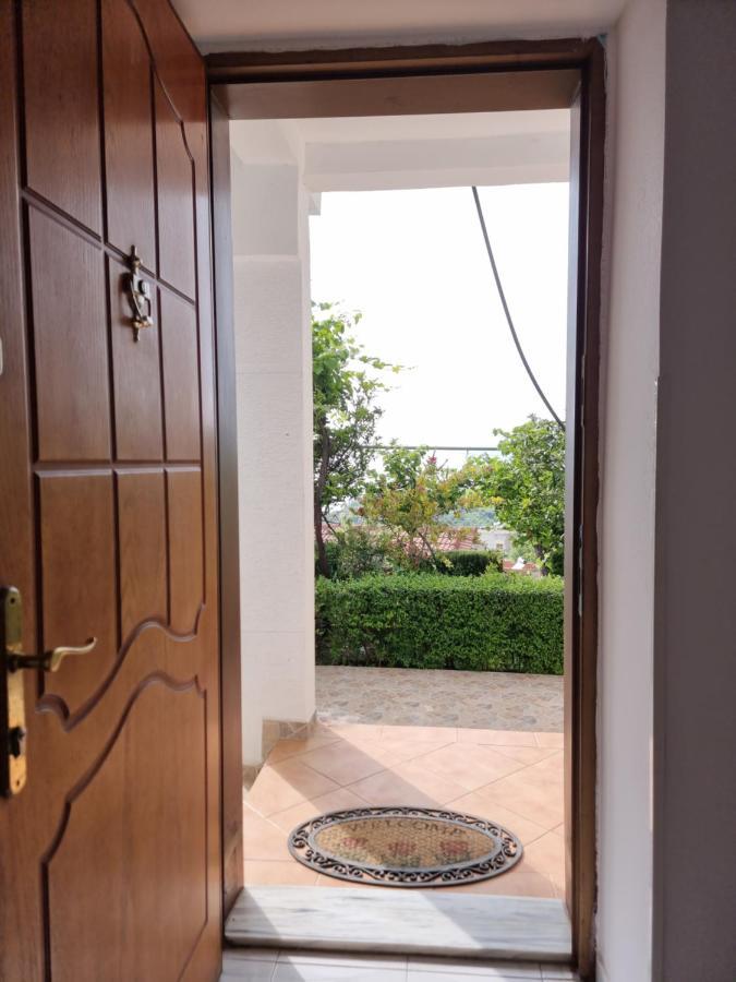 Lida'S House Ξενοδοχείο Λούκοβο Δωμάτιο φωτογραφία